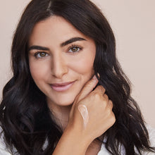 Load image into Gallery viewer, Essential Tinted SPF 30